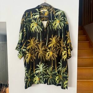 EUC  Tommy Bahama XXL 100% Silk Hawaiian Shirt Black Palm Tree Tropical Camp